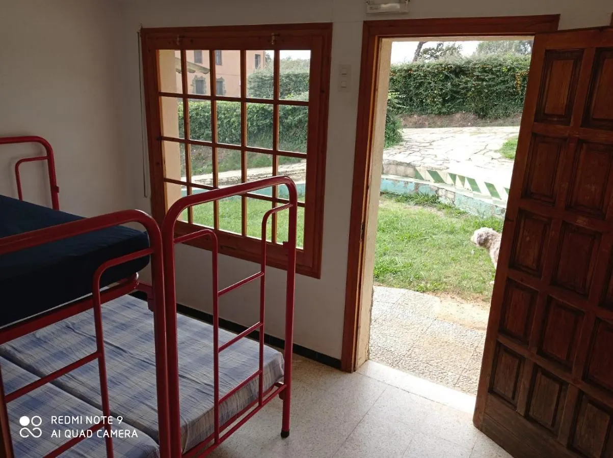 Can Sola Albergue Viloví de Oñar Hostal